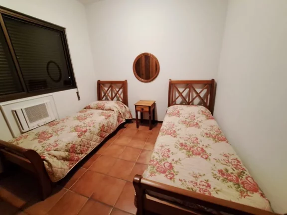 Imagem APARTAMENTO AMPLO COM 3 DORMITÓRIOS 1 QUADRA DA PRAIA COM VISTA PARA O MAR.