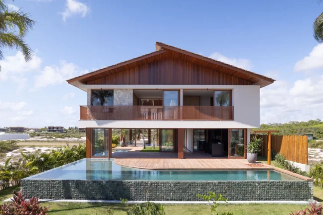 Imagem Casa em Condomínio à venda em Praia do Forte, Mata de São João - Churrasqueira, Piscina e Mobiliado