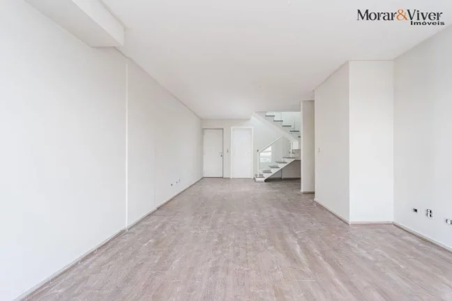 Imagem Cobertura Duplex para Venda em São José dos Pinhais, São Pedro, 3 dormitórios, 1 suíte, 3 banheiros, 3 vagas