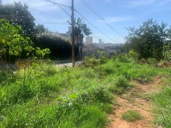 Imagem EXCELENTE TERRENO 1086,40 M² ótima topografia - Vista para a Serra do Japi