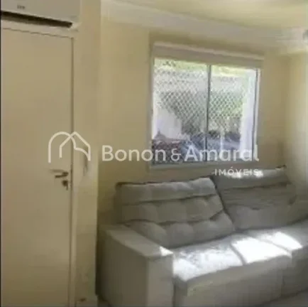 Imagem Venha conhecer seu novo lar! Uma casa cheia de charme e conforto, localizada em um dos melhores pont...
