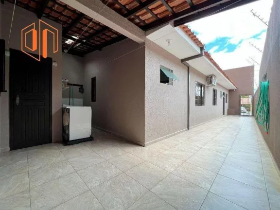 Imagem Casa para Venda em São José dos Pinhais, Cruzeiro, 2 dormitórios, 1 suíte, 3 banheiros, 2 vagas