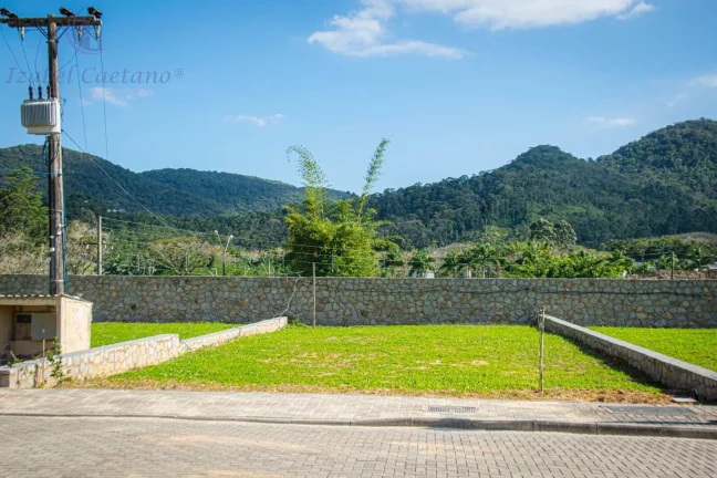 Imagem Terreno à venda em Condomínio Fechado Itapema/SC