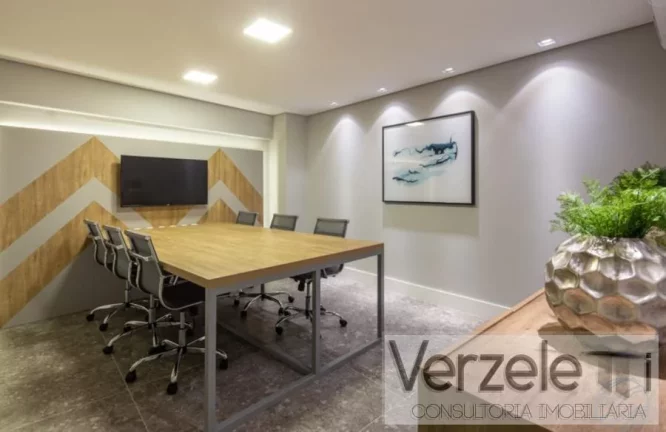 Imagem Apartamento 4 ou + dormitórios para Venda em Balneário Camboriú / SC no bairro Centro