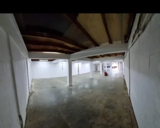 Imagem Galpão 140m² com mesanino de 60m2 FL11