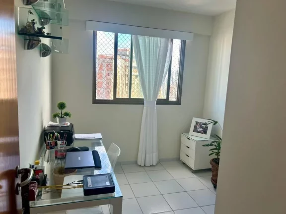 Imagem Apartamento de 135m² à venda, com 4 quartos (2 suítes), localizado em Boa Viagem, Recife - Pernambuco.