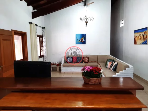 Imagem CASA Terrea escritura definitiva com varanda ,2 suites, lavabo, area gourmet,piscina , garagem para 5 carros e duas kitnets