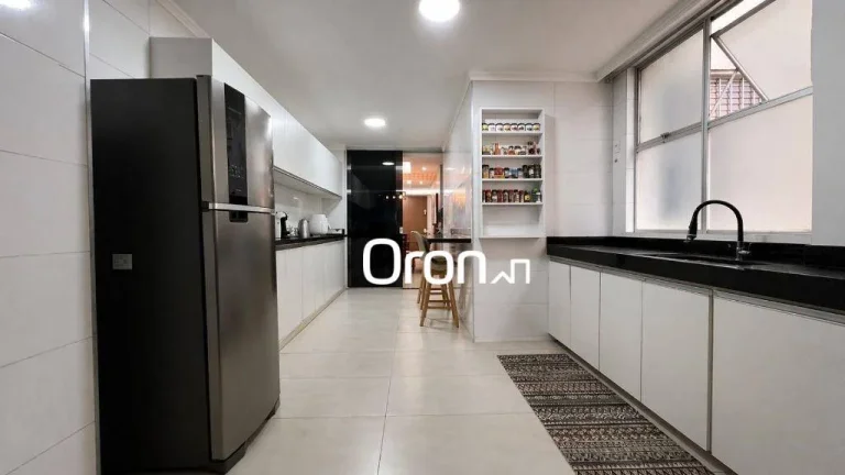 Imagem Apartamento mobiliado com 4 dormitórios à venda, 140 m² por R$ 890.000 - Setor Oeste - Goiânia/GO