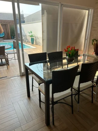 Imagem Casa Térrea em Condomínio: 3 Quartos Amplos e Piscina Privativa – Conforto e Exclusividade!