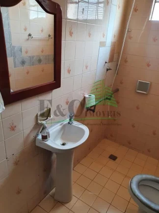 Imagem Casa para Venda em Limeira, Parque Hippolyto, 3 dormitórios, 2 banheiros, 4 vagas