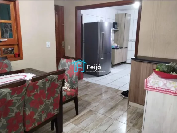 Imagem Casa 3 dormitórios com 1 suíte no Bairro Lami
