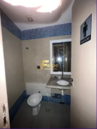 Imagem EXCELENTE SALA COMERCIAL COM 480M2 E VISTA PARA O MAR LOCALIZADA NA PRAIA DA COSTA EM VILA VELHA/ES!