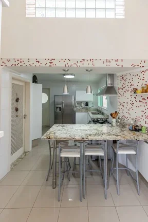 Imagem Casa no Jardim Prudência, 307 metros quadrados.