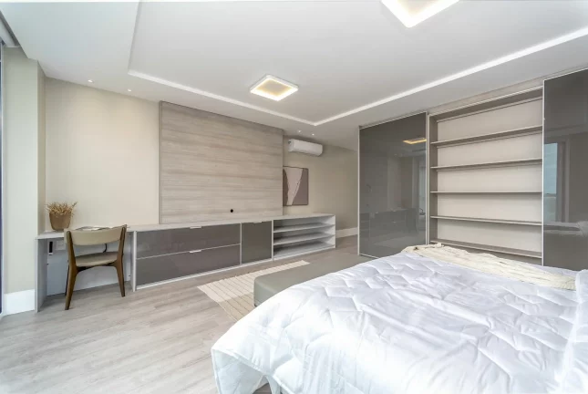 Imagem Apartamento com 4 dormitórios à venda sendo 4 suítes, 315.11 m² por - R$ 13.800.000,00 - Centro - Bal. Camboriú/SC