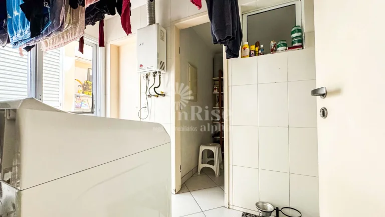 Imagem Casa de esquina com 240m² - 4 quartos - 2 suítes | Tamboré 7 - R$2.799.000 | Alphaville