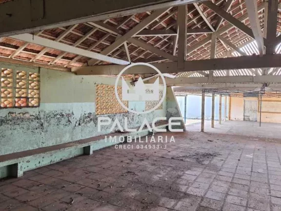 Imagem Ótima área bem localizada, pode ser feito empreendimento vertical Coeficiente máximo de aproveita...