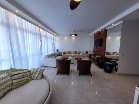 Imagem PITANGUEIRAS - FRENTE TOTAL AO MAR, APARTAMENTO TOTALMENTE REFORMADO E DECORADO, MARAVILHOSA VISTA MAR, GARAGEM NO PRÉDIO.