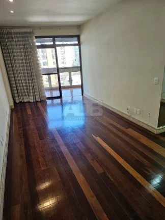 Imagem Apartamento de 3 quartos à venda em Copacabana, 104m2, 3vagas e varanda.