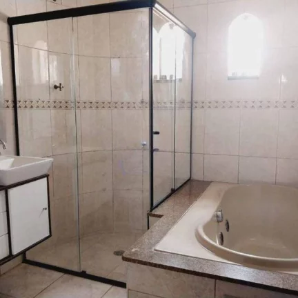 Imagem Sobrado com 3 dormitórios para alugar, 190 m² por R$ 2.814/mês - Parque Marajoara - Santo André/SP