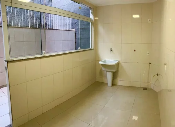 Imagem VENDO ESTA LINDA CASA EM NOVA FRIBURGO. BAIRRO: