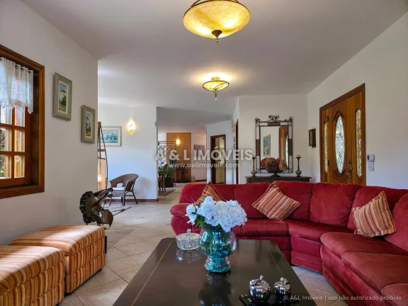 Imagem Casa à Venda na Aldeia Austríaca em Campos do Jordão - 6 Suítes e 640 m²