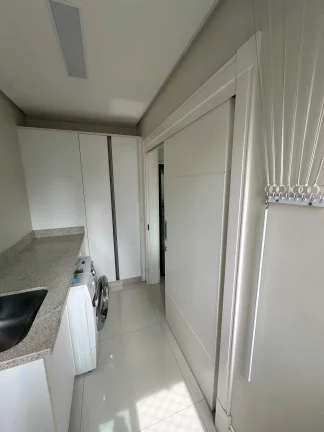 Imagem Apartamento alto padrão com 3 suítes e 4 vagas de garagem em - Balneário Camboriú/SC