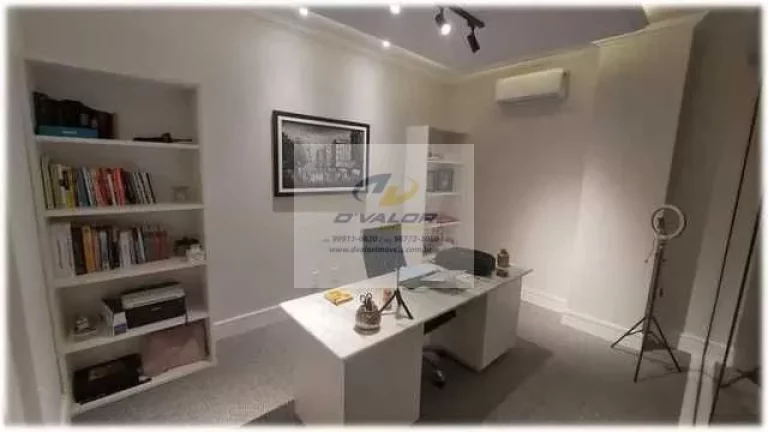 Imagem Vendo Casa, Porteira Fechada, com 334 m², 4 quartos s/ 3 suítes, escritório, piscina e 4 vagas
