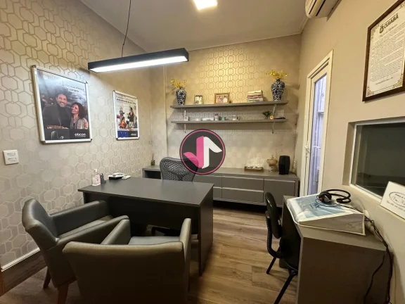 Imagem Se você está em busca de um imóvel comercial espaçoso e bem localizado em Cuiabá, não pode dei...