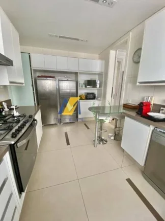 Imagem Vendo Casa em Santana do Parnaiba, Tamboré