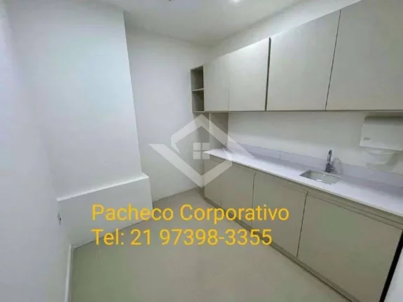 Imagem Conjunto de Salas Comerciais de 220m² em Botafogo – Frente ao Metrô!