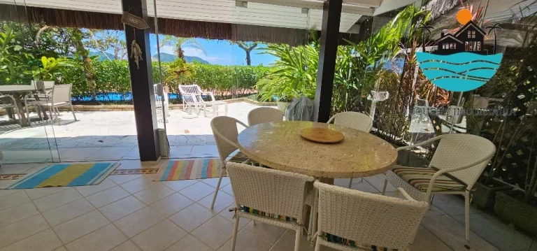 Imagem Casa para alugar em condomínio fechado pé na areia com vista ao mar em Juquehy, com 4 suítes, - Acomodação máx. 10 pessoas | Juquehy Imobiliária