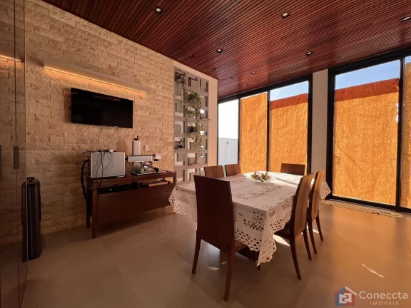 Imagem Casa Alto Padrão no Condomínio Villagio – Patos de Minas | Piscina, Energia Solar e 3 Suítes