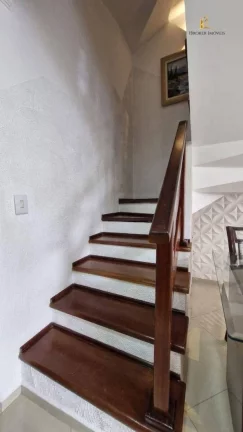 Imagem Sobrado SEMIMOBILIADO com 2 quartos + ático à venda, 108 m² por R$ 499.000 - Xaxim - Curitiba/PR