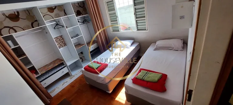 Imagem Casa 4 dormitórios e edícula na Vila Betânia.