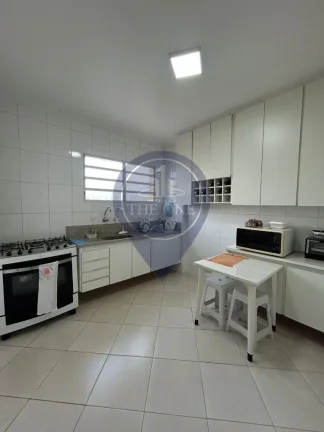 Imagem Imperdível oportunidade: Casa à venda no Jardim da Glória, São Paulo-SP! 3 quartos, 2 salas, 3 banheiros, 2 vagas de garagem, 150m².