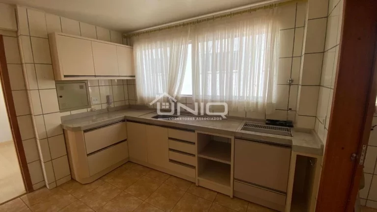 Imagem Apartamento Ed. Cainã - 3 Dormitórios Semi-Mobiliado no Centro