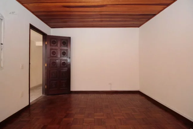 Imagem Casa com 2 dormitórios ( quartos) Butantã ( Rio Pequeno), Cozinha e Área de Serviço espaçosas, 1 vaga de garagem