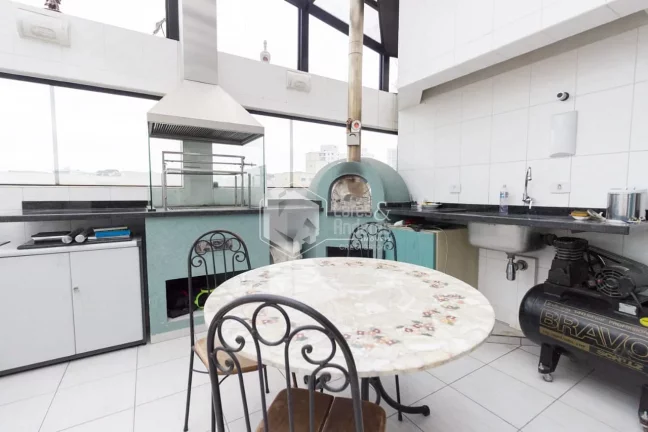 Cobertura à venda,198 m² 3 Quartos, 4 banheiros e 3 vagas de garagem com área externa com churrasqueira, forno a lenha Santana, São Paulo, SP