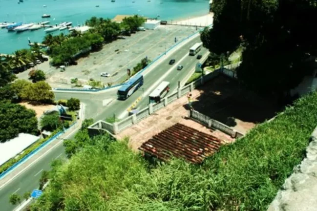 Imagem AV. CONTORNO - TERRENO PARA INCORPORAÇÃO IMOBILIÁRIA - FRONTAL BAÍA DE TODOS OS SANTOS: 3.267,45m2