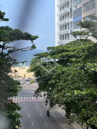 Imagem Apartamento 3 Quartos Frente Mar em Copacabana - Oportunidade Exclusiva!