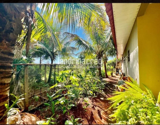 Imagem Chácara em Jataizinho com 1.575m² de terreno, 130m² construídos, casa com 2 suítes, 3 banheiros, sala, cozinha e fácil acesso à cidade!