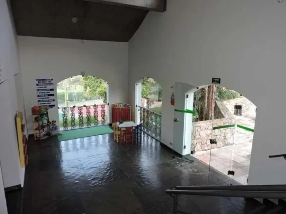 Imagem Condomínio Forest Hills - Lote alto em final de rua