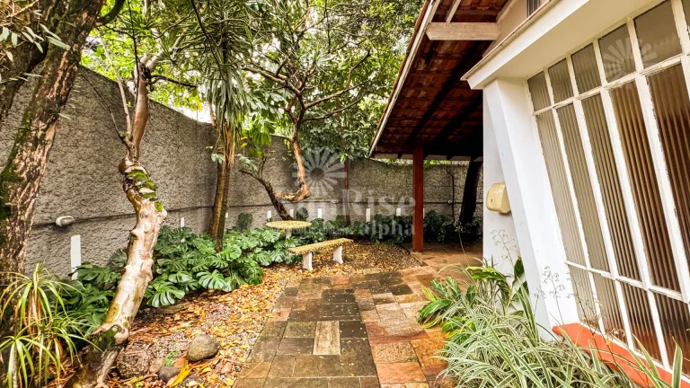 Imagem Casa de esquina para alugar com 350m² Residencial ou Comercial - Vila Clementino - São Paulo/SP