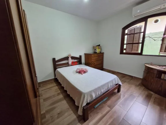 Imagem Casa à venda com 239m², Jardim São Caetano, São Caetano do Sul, SP