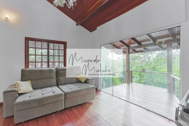 Imagem Casa com 4 quartos, sendo 2 suítes à venda no Córrego Grande