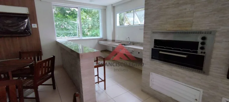 Imagem Apartamento em condominio em Santa Rosa,semi novo em excelente localização,Varandão,sala o3 quartos sendo um com suite,cozinha montada com armarios,su