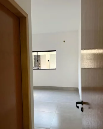 Imagem Casa 2/4 C Suite No Setor Barcelos Em Trindade