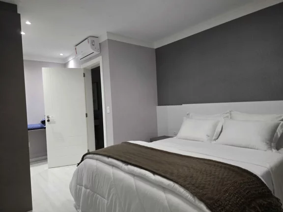 Imagem Apartamento com 3 dormitórios sendo 3 suítes e 2 vagas de garagem em Itapema/SC