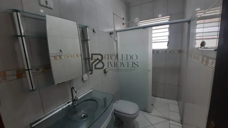 Imagem Casa com 2 Dormitórios sendo 1 suíte no bairro Canto do Forte - Praia Grande