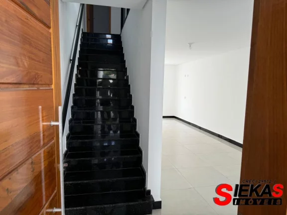 Imagem Casa de 2 quartos com suíte, 2 banheiros e 2 vagas na Vila Ré, São Paulo-SP: seu novo lar espera por você!